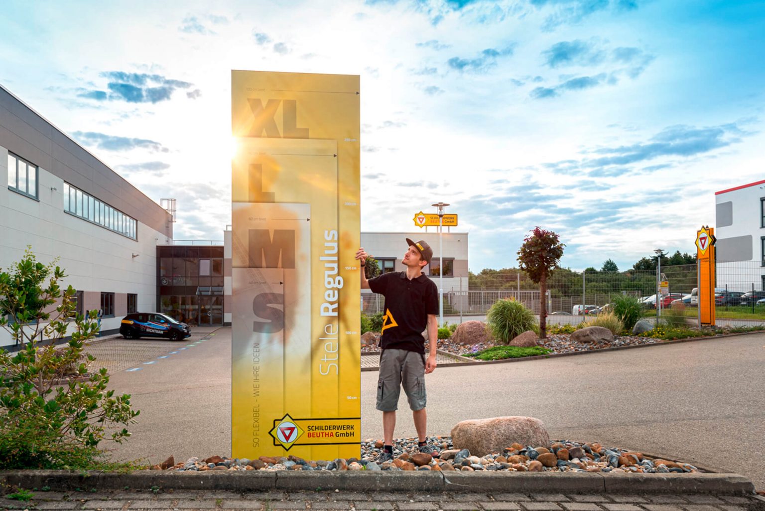 Werbepylon Regulus Schilderwerk Beutha