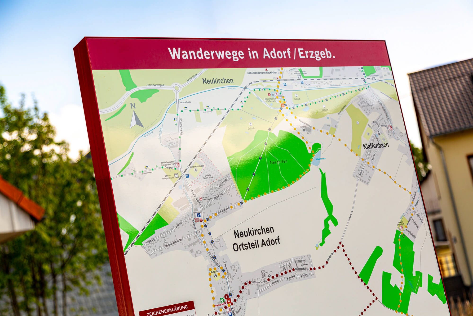 Referenzbild: Steles Regulus für Wanderwege in Adorf im Erzgebirge