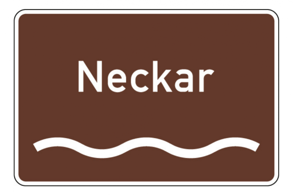 Touristische Unterrichtungstafeln VZ 386.3 10 Das Bild zeigt ein VZ 386.1-53, welches einen touristischen Hinweis auf einen Fluss oder einen Kanal darstellt. Im Bild "Neckar".