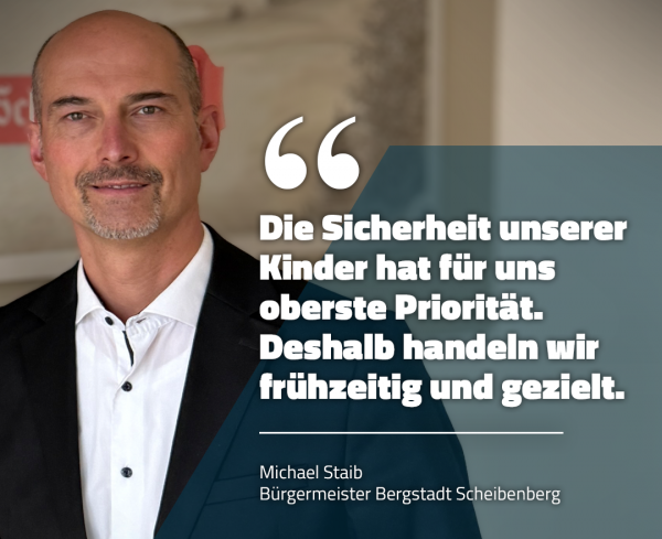 Statement von Bürgermeister Michael Staib zur Schulwegsicherheit Porträt von Bürgermeister Michael Staib mit dem Zitat: „Die Sicherheit unserer Kinder hat für uns oberste Priorität. Deshalb handeln wir frühzeitig und gezielt.“
